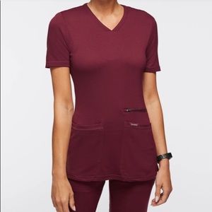 ❌SOLD❌Jaanuu- womens 4 pocket v neck scrub top
